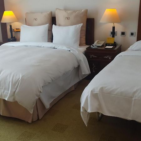 Rich Garden Hotel Taipei Bagian luar foto